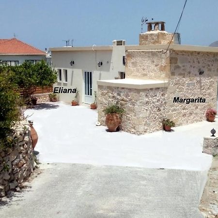 דירות Plátanos Margarita'S Stone House מראה חיצוני תמונה