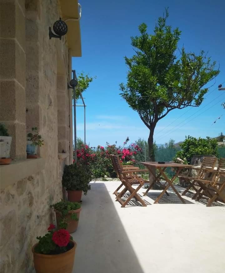 דירות Plátanos Margarita'S Stone House חדר תמונה