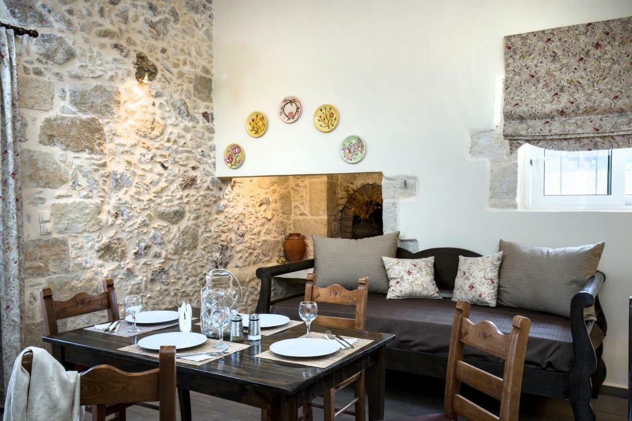 דירות Plátanos Margarita'S Stone House מראה חיצוני תמונה