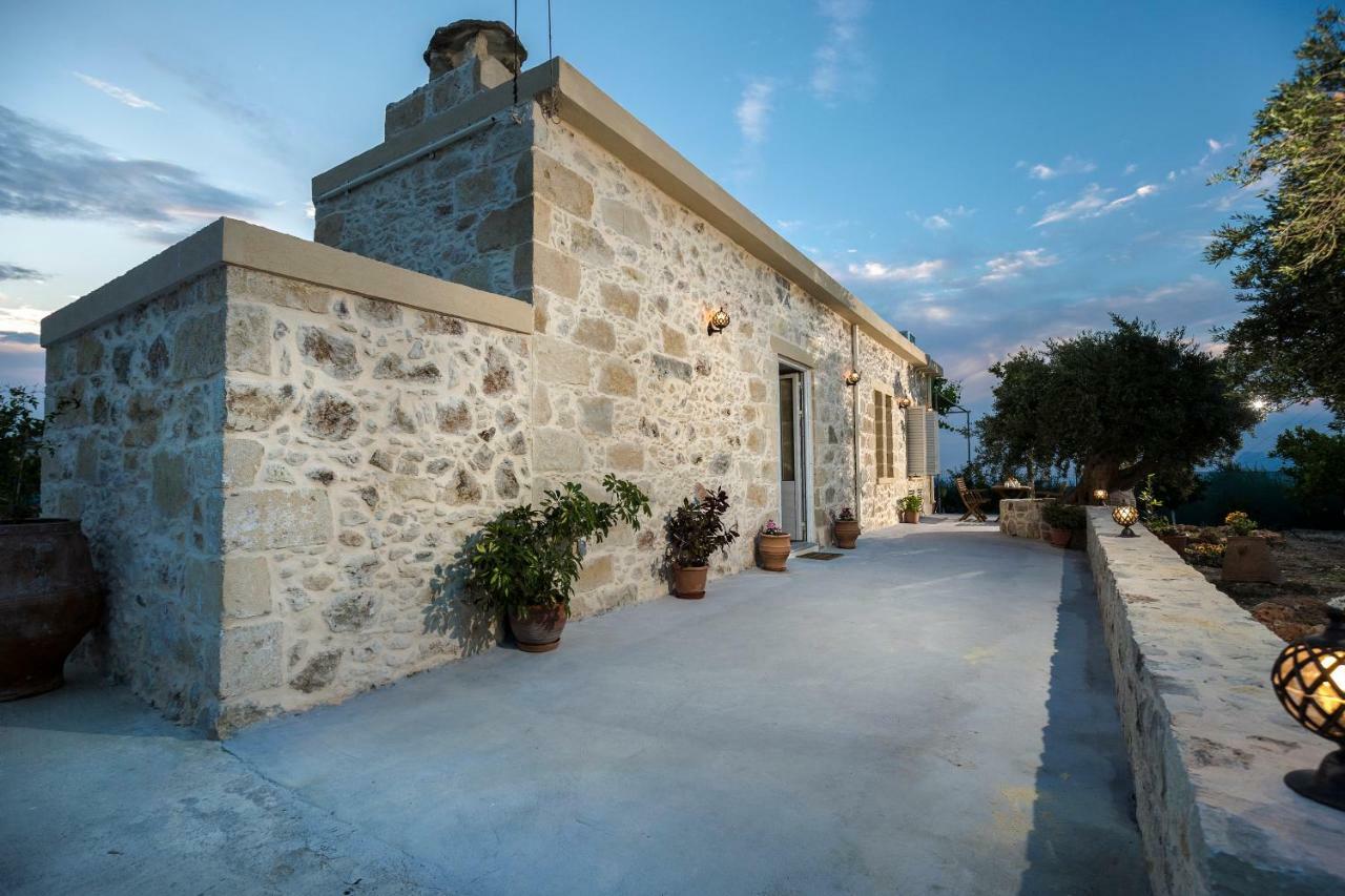 דירות Plátanos Margarita'S Stone House מראה חיצוני תמונה