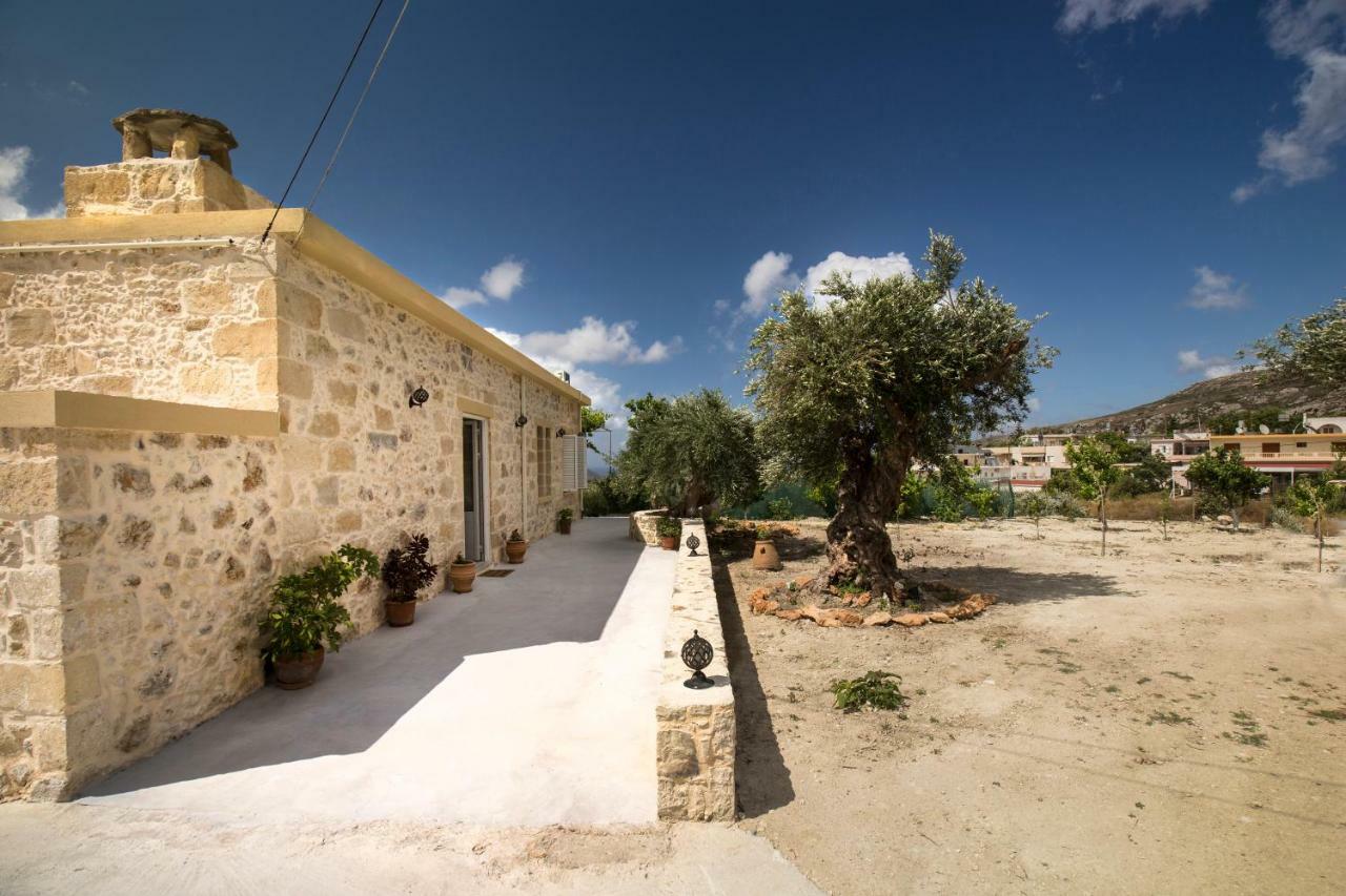 דירות Plátanos Margarita'S Stone House מראה חיצוני תמונה
