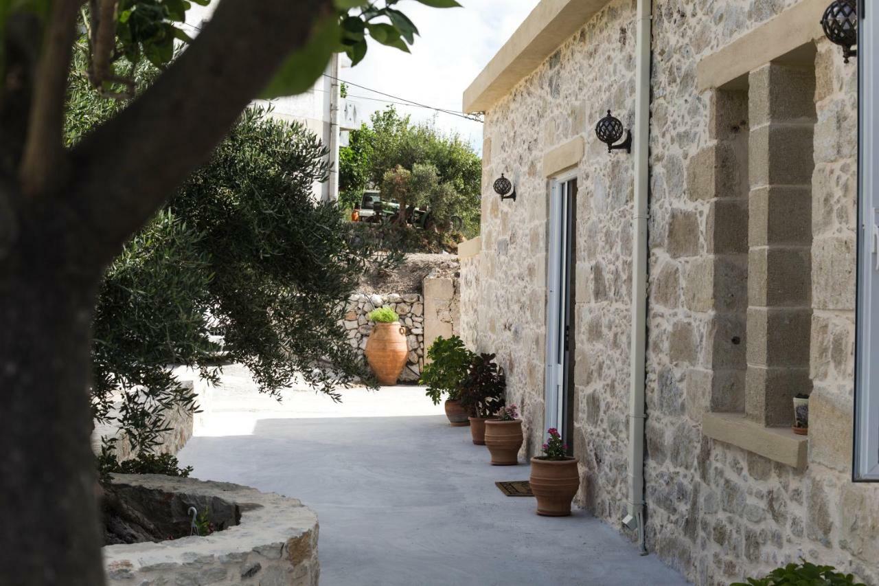 דירות Plátanos Margarita'S Stone House מראה חיצוני תמונה